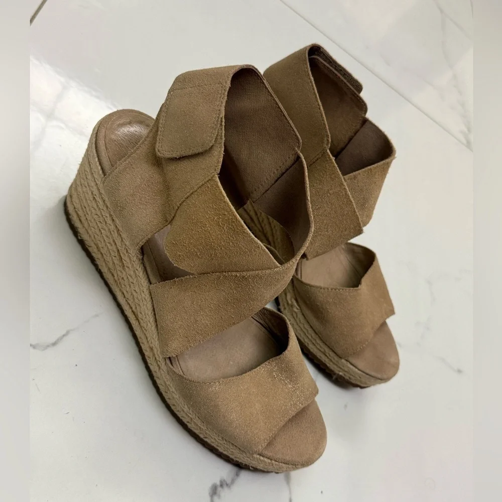 Eileen Fisher Tan Wedge Sandals with Elastic Straps Size 8 1/2